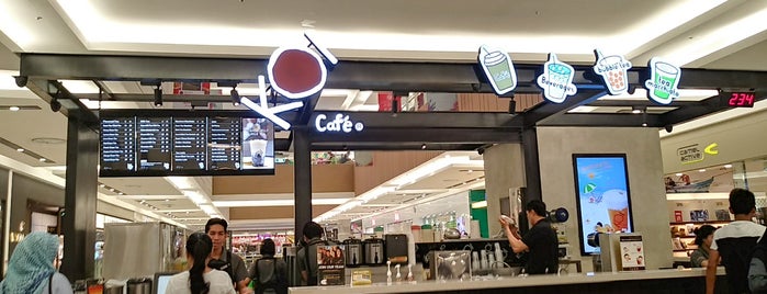 KOI Café is one of Lieux qui ont plu à Baba.