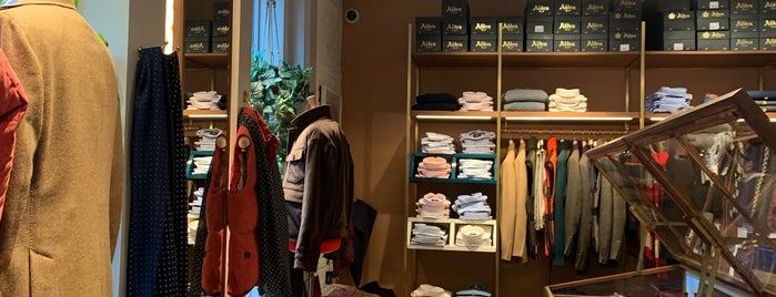 Drake's is one of NYC Menswear hotspots.