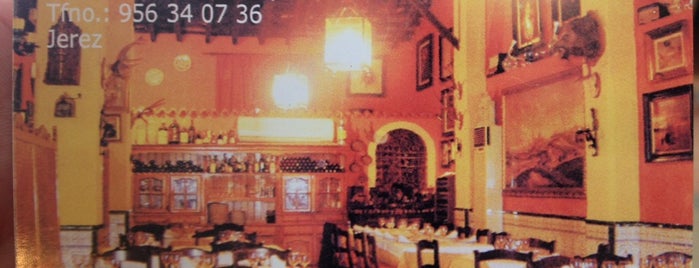 Bodegón El Patio is one of Comer en Jerez.