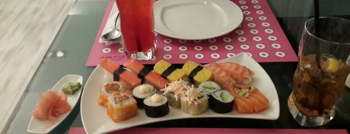 Fushi Sushi is one of Tempat yang Disukai Jawaher 🕊.