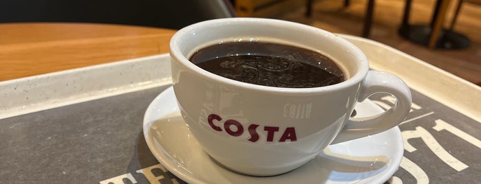 Costa Coffee is one of Lieux qui ont plu à Leonard.