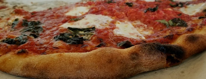 Frank Pepe Pizzeria Napoletana is one of Restaurants in Connecticut.