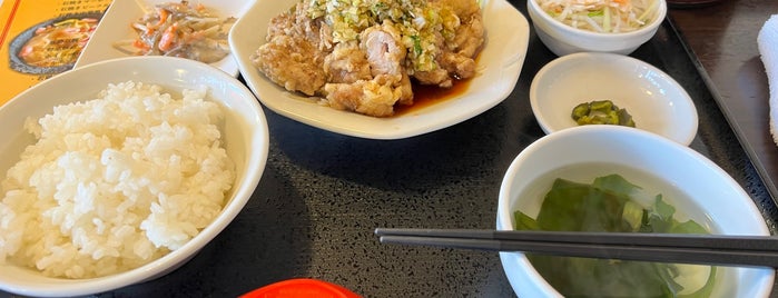 麺飯屋 龍門 is one of 中華料理2.