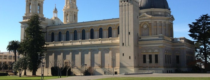 USF - School of Law is one of Lugares favoritos de Elisha.