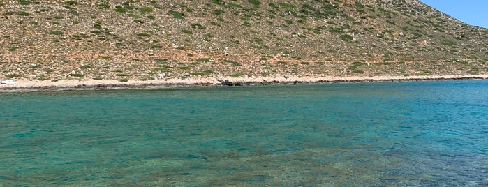 Zorbas Beach is one of Kreta.