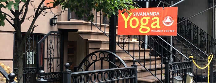 Sivananda Yoga Vedanta Center New York is one of Locais curtidos por J..
