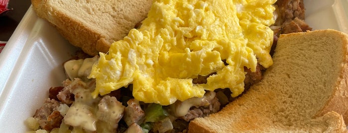 Noni's Sherwood Grille is one of The 15 Best Places for Chicken Salad in Detroit.