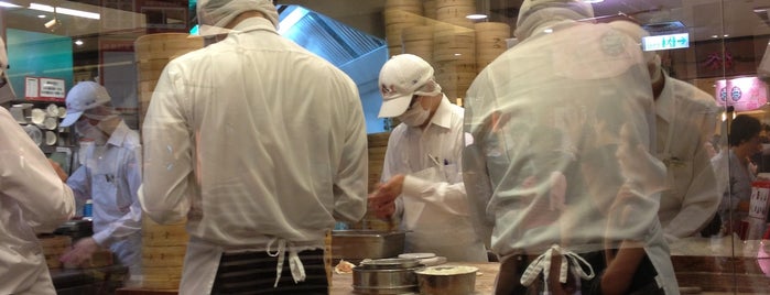 Din Tai Fung is one of Taiwan favorites.