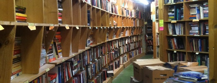 Chamblin Bookmine is one of Jacksonville.