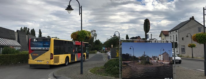 Gare de Bus is one of Fred'in Beğendiği Mekanlar.