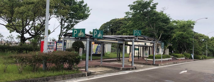 Kiyotake PA (Down) is one of 宮崎自動車道.