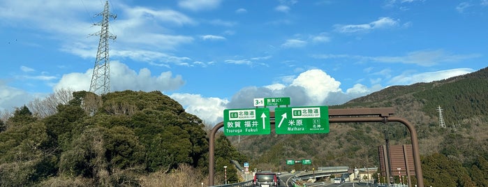 敦賀JCT is one of 北陸自動車道.