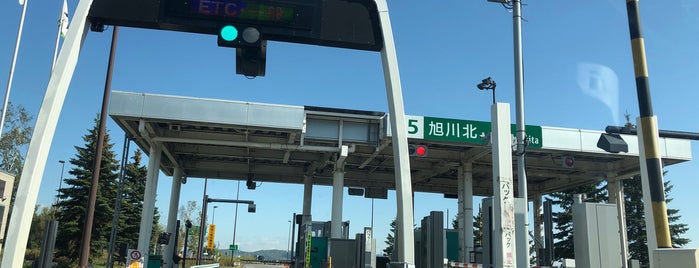 旭川北IC is one of 道央自動車道.