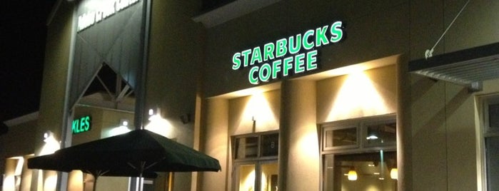 Starbucks is one of Wesley : понравившиеся места.