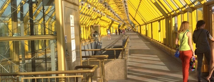 Pushkinskiy Bridge is one of Смотровые площадки Москвы.
