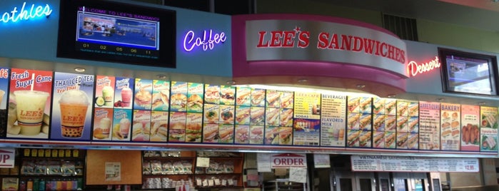 Lee's Sandwiches is one of Locais curtidos por joahnna.