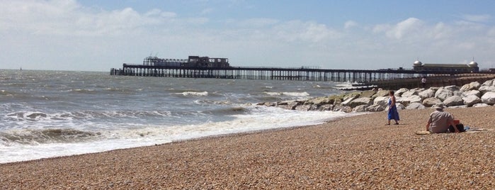 Hastings Pebble Beach & Seafront is one of Weekend faves.
