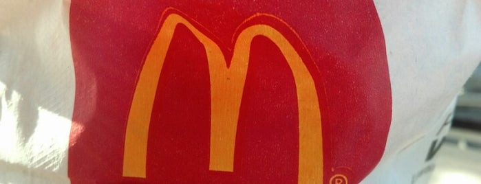 McDonald's is one of Lugares favoritos de Chad.