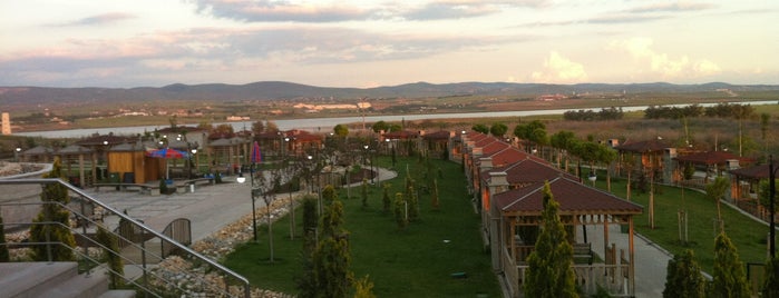 Sayıştay Gölbaşı Sosyal Tesisleri is one of Tempat yang Disukai Emre.