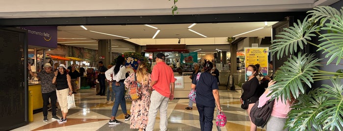 Camino Real Centro Comercial is one of Compras Colombia.