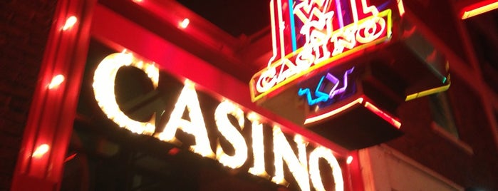 Greektown Casino-Hotel is one of Orte, die katy gefallen.