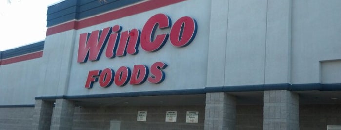 WinCo Foods is one of สถานที่ที่ andrea ถูกใจ.