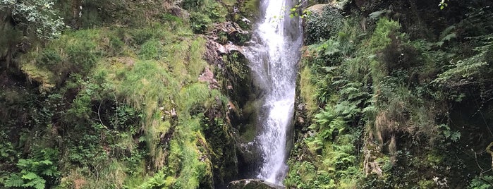 Pozo da Ferida is one of Rincones de Galicia.