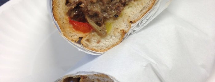 Philly Bilmos Cheesesteaks is one of Lugares guardados de Stephanie.