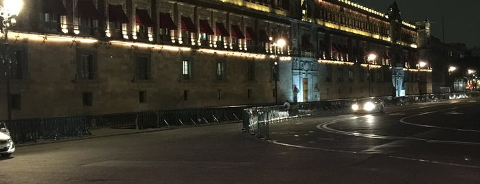 Palacio Nacional is one of Jose antonio'nun Beğendiği Mekanlar.