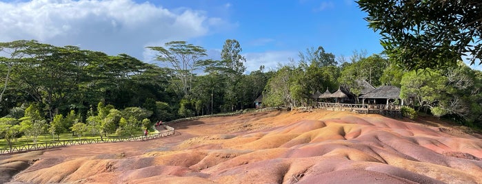 Terres de Couleurs (Coloured Earths) is one of 4sqDiscoveries.