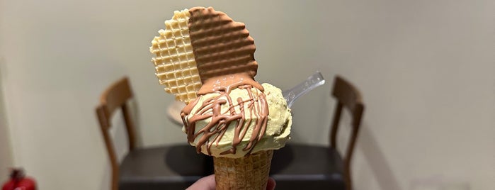 Cioccolat Italiani is one of RUH Ice cream.