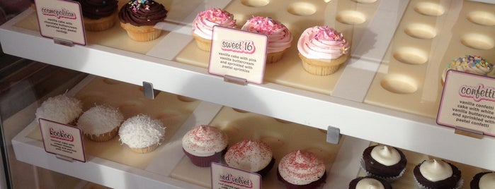 Cupcakes is one of Awesome Toronto Food.