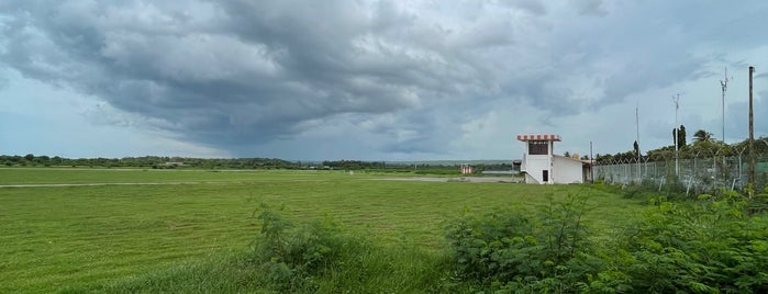 Bandara Umbu Mehang Kunda (WGP) is one of Airports in South East Asia.