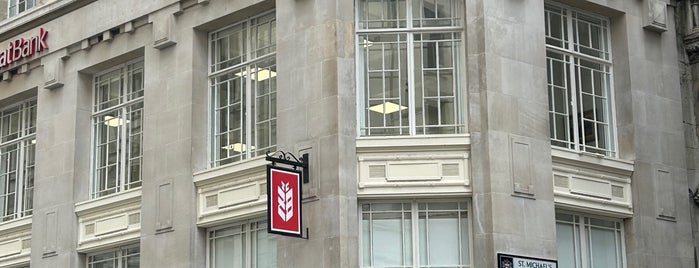 Ziraat Bank is one of Londra.