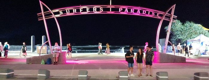 Surfers Paradise Beachfront Markets is one of Gold Coast.