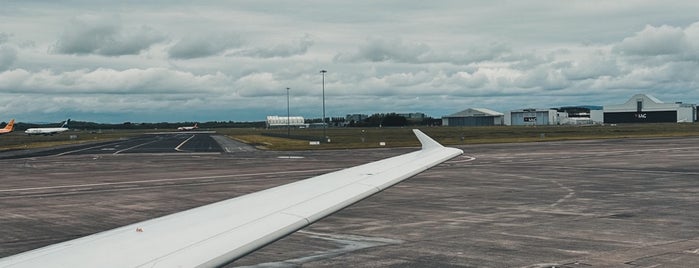Shannon International Airport (SNN) is one of Ireland 2015.