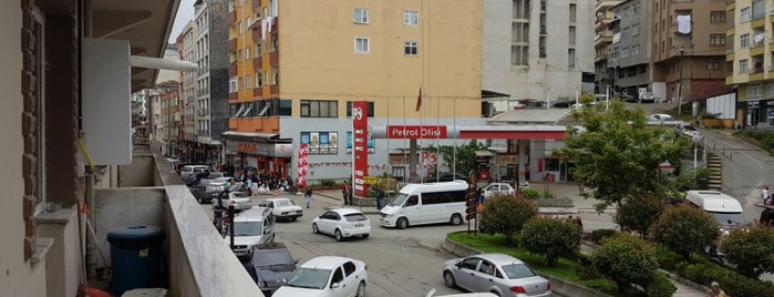 Salon istanbul  Kuafor is one of benim yerler.