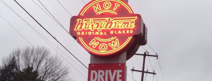 Krispy Kreme Doughnuts is one of Must-visit Food in Philadelphia.