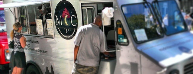 Midnight Confection Cupcakery is one of dc foodtrucks.