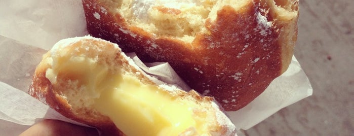 Peter Pan Donut & Pastry Shop is one of NYC - Cafes, Dessert stops, Bakeries.
