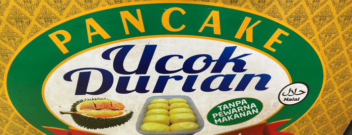 Ucok Durian is one of Medan Culinary World.
