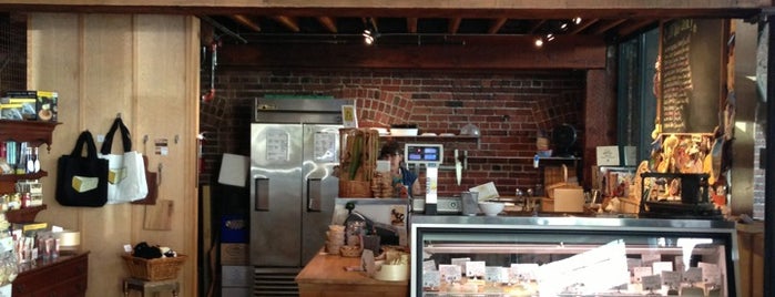 The Calf & Kid (Artisan Cheese Shop) is one of สถานที่ที่บันทึกไว้ของ Jule.