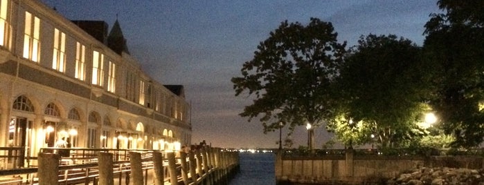 Pier A Harbor House is one of OUTDOOR IN NYC.