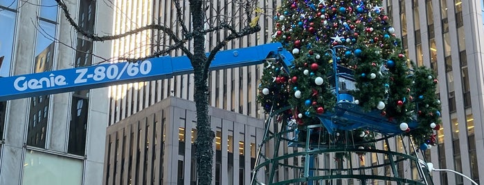 1221 Avenue of The Americas is one of NEW YORK.