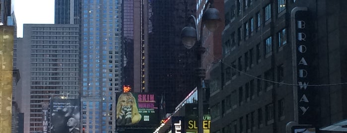 Таймс-сквер is one of NEW YORK- THINGS TO DO-EAT-NIGHT LIFE.