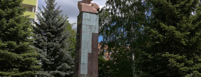 Памятник Д.М. Карбышеву is one of Достопримечательности Самары.