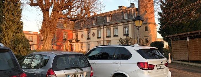 Restaurant Les Tommeries is one of Lieux qui ont plu à Mikhael.