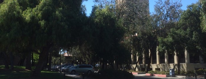 Stanford University Bookstore is one of Guide to San Francisco.