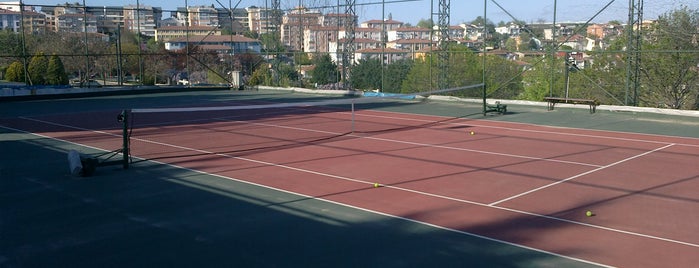 Aykut Barka Parkı Tenis Kortu is one of Tempat yang Disukai erhan.