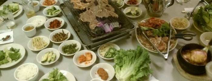 Korean Village Wooden Charcoal BBQ House is one of The San Franciscans: Late Night.